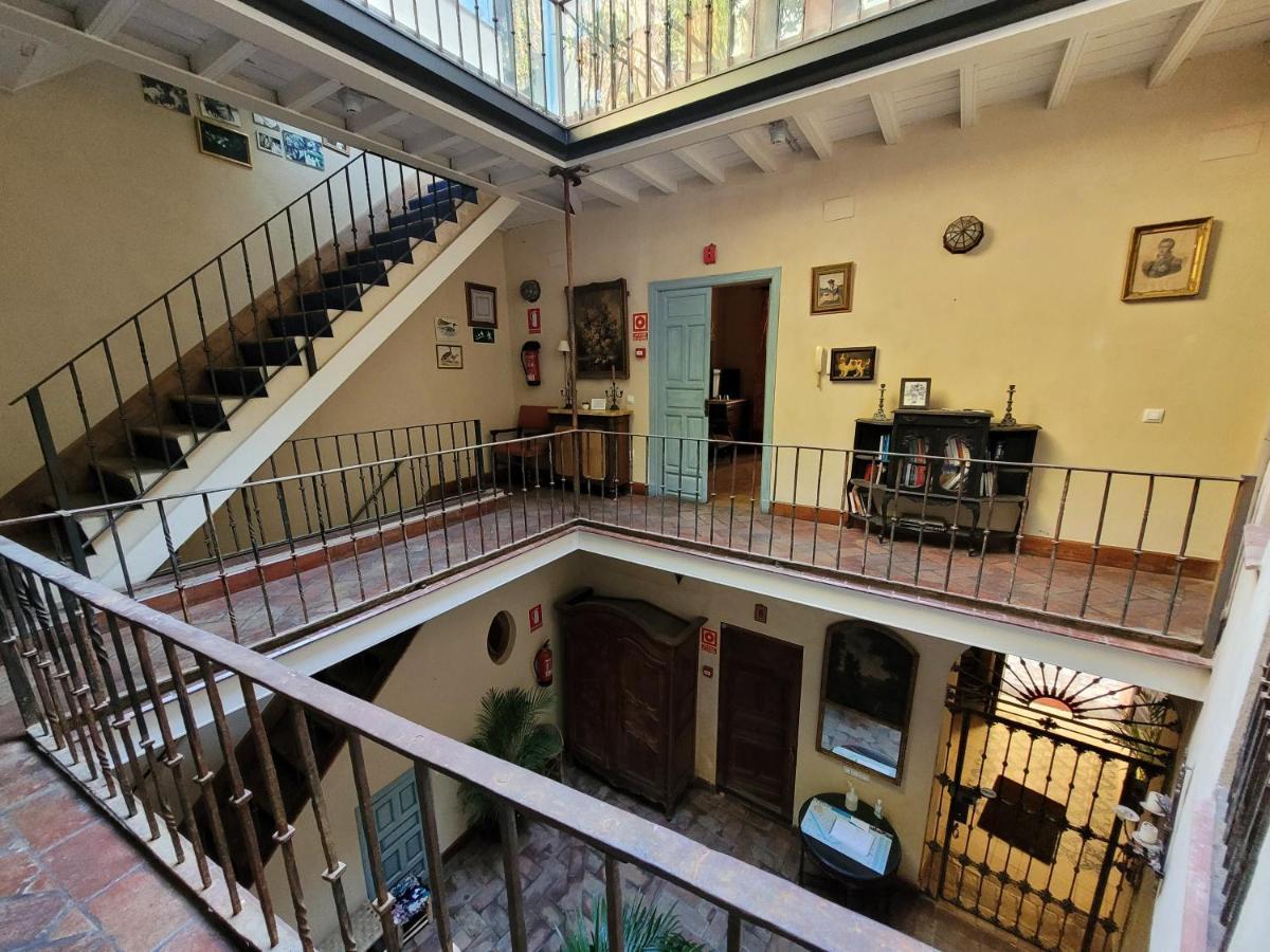 Casa Del Buen Viaje - Habitacion Taranto Séville Extérieur photo